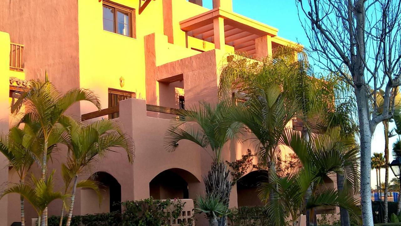 אסטפונה Hacienda Del Sol Beachside And Golf Apt Marbella Puerto Banus מראה חיצוני תמונה