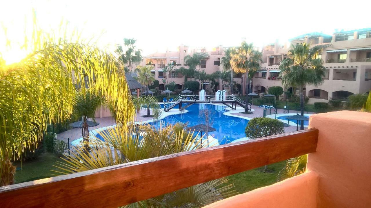 אסטפונה Hacienda Del Sol Beachside And Golf Apt Marbella Puerto Banus מראה חיצוני תמונה